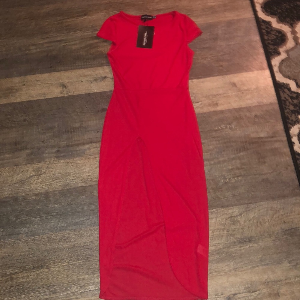 NWT PrettyLittleThing dress